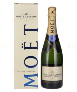 Moët & Chandon: RÉSERVE IMPÉRIALE Champagne Brut | 0.75L, 12% with Gift Box
