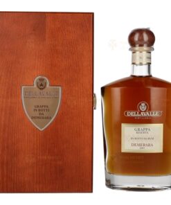 Dellavalle: GRAPPA RUM DEMERARA 2007 | 0.7L, 42% with Wood Box